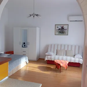  Apartman Bella